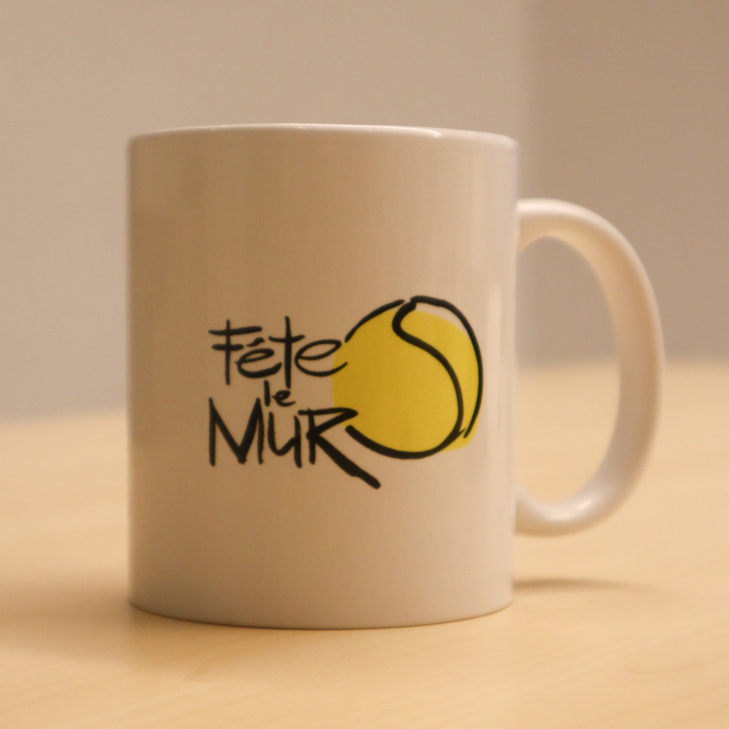 Tasse Fête le Mur